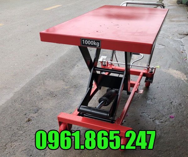 Xe nâng mặt bàn bằng tay 1 tấn