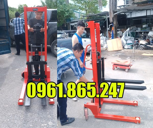 Giá xe nâng tay 500kg