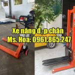 Xe nâng đạp chân