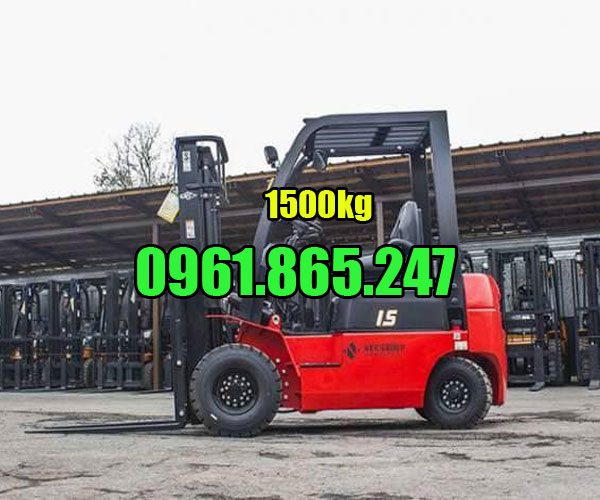 Xe nâng dầu 1.5 tấn